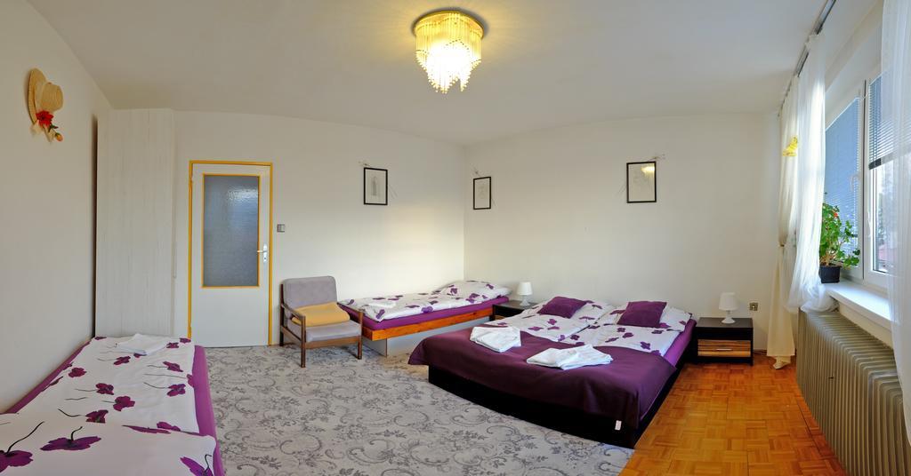 7 Star Wishes Hotel Liptovský Hrádok Екстериор снимка